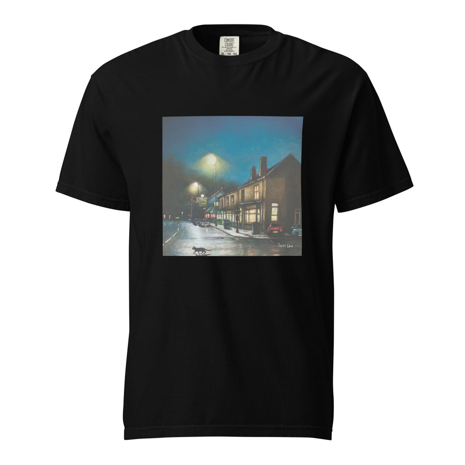 Cat outside the pub Unisex garment-dyed heavyweight t-shirt